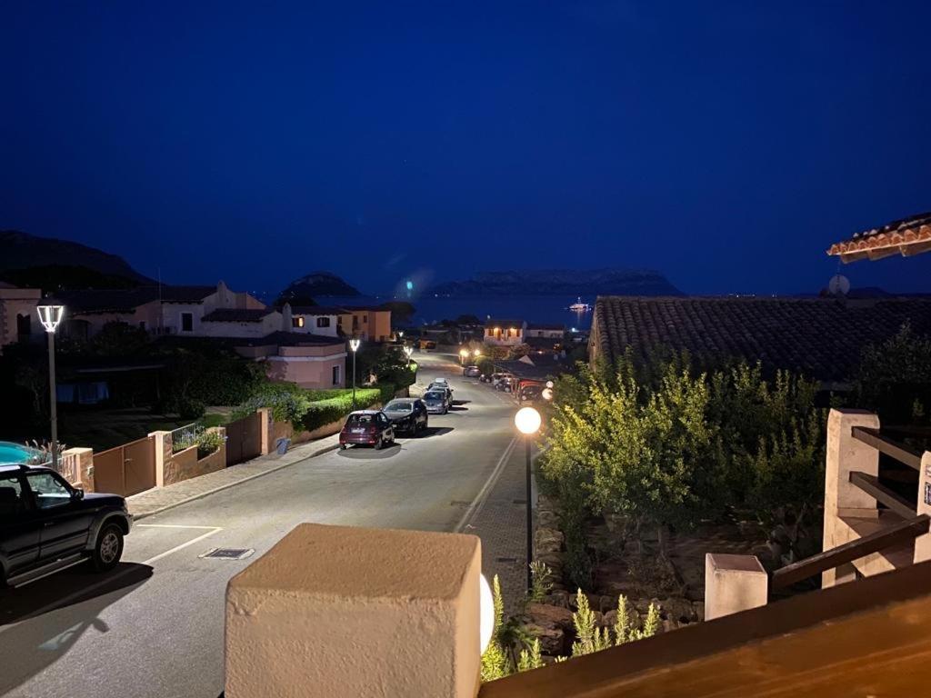 Blue Portrait House Apartment Golfo Aranci Exterior photo